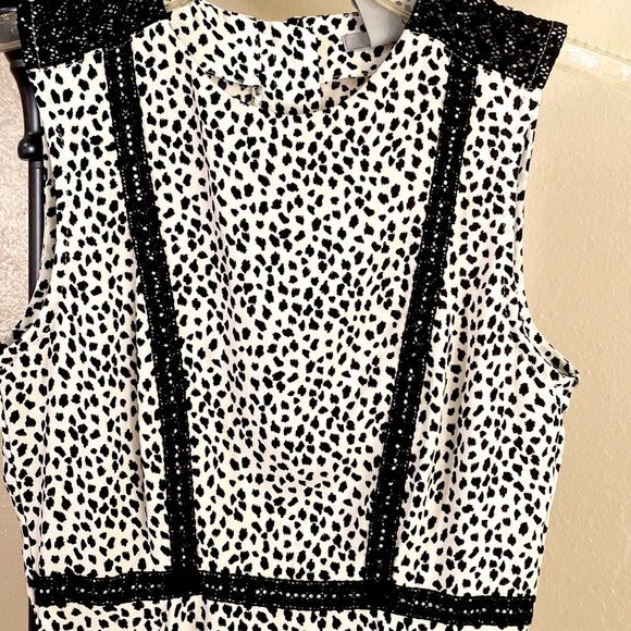 H&M womens dress 👗 - SIZE 2 - Picture 4 of 16